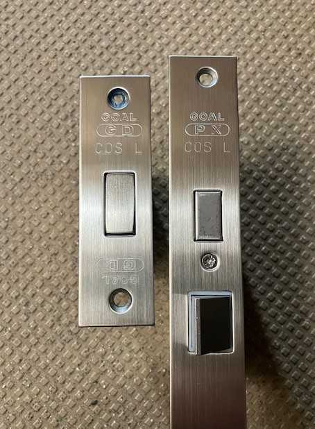 コスモ近畿用錠ケース交換