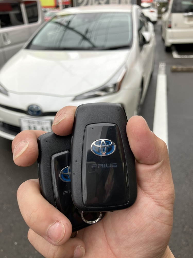 トヨタ　プリウス50　スマートキー追加作業