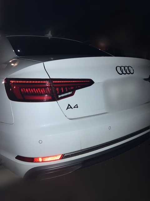 アウディA4アバント鍵開け作業