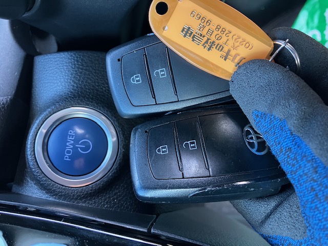 トヨタ新型アクアMXPK11スマートキー追加作業