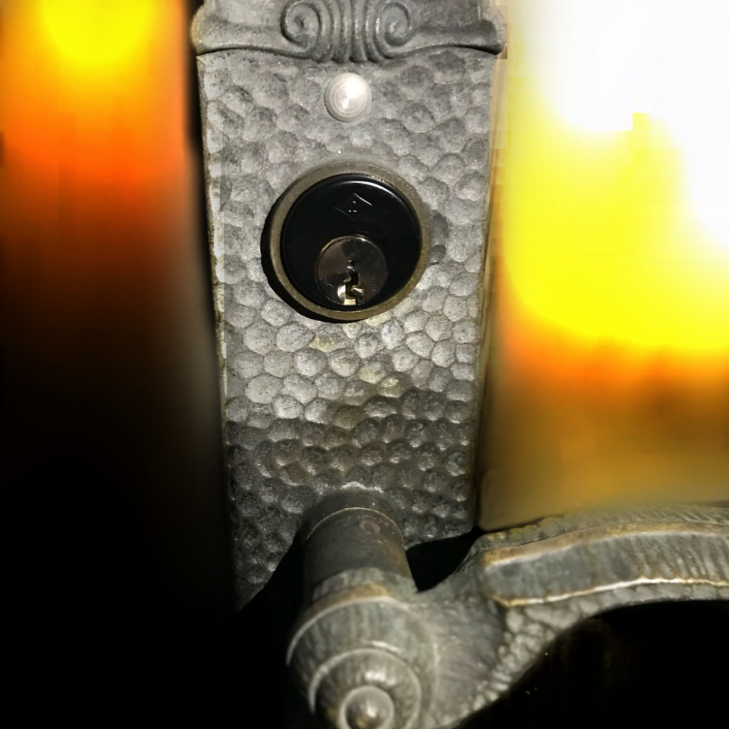 アルファ 玄関装飾錠 鍵交換